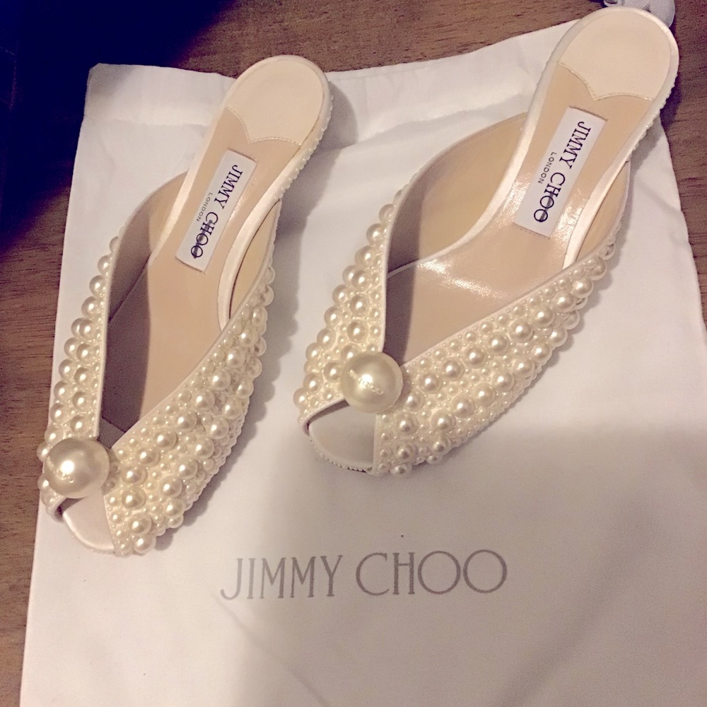 JIMMY CHOO SAMANTHA 35 WHITE SATIN MULES W/ALL-OVER PEARLS 37 $1,660 OBO